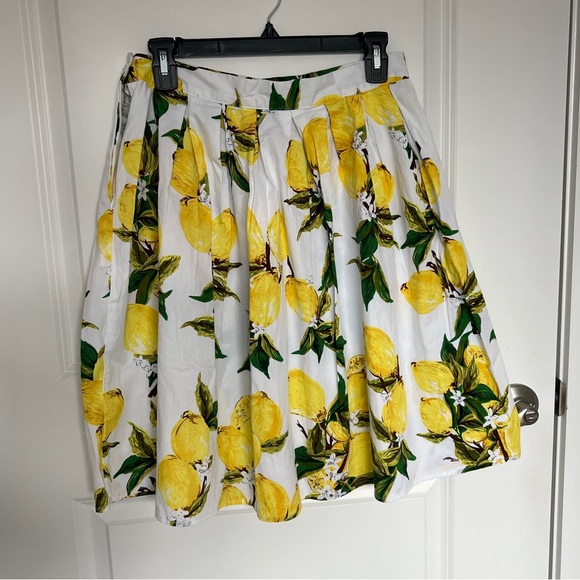 Grace Karin Dresses & Skirts - Grace Karin A-Line Skirt with Lemon Print - White and Yellow